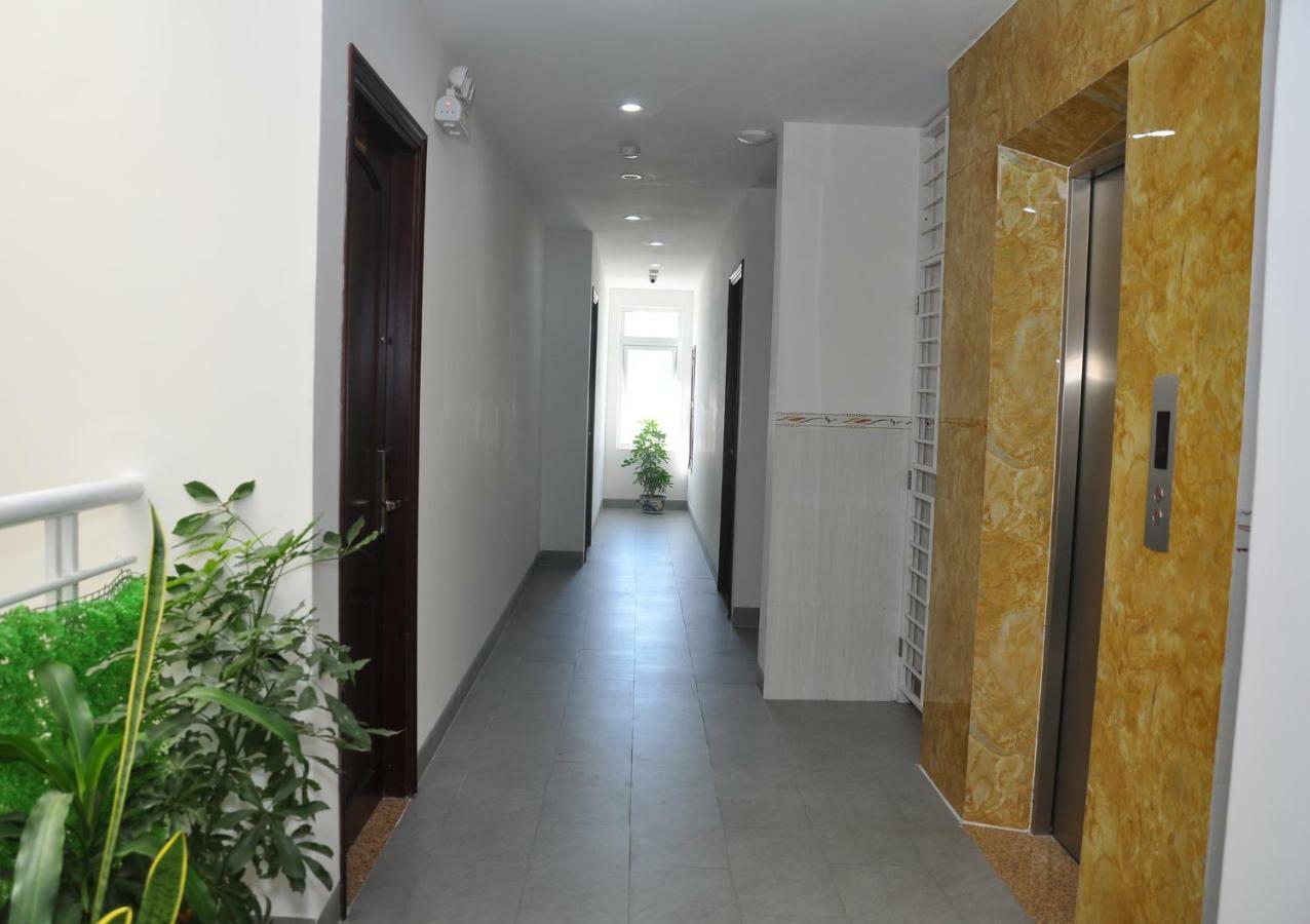 Thuy Tien Hotel Куинён Экстерьер фото